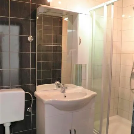 海滩城市珍珠公寓酒店 招待所 斯普利特