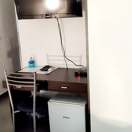 招待所 海滩城市珍珠公寓酒店 斯普利特