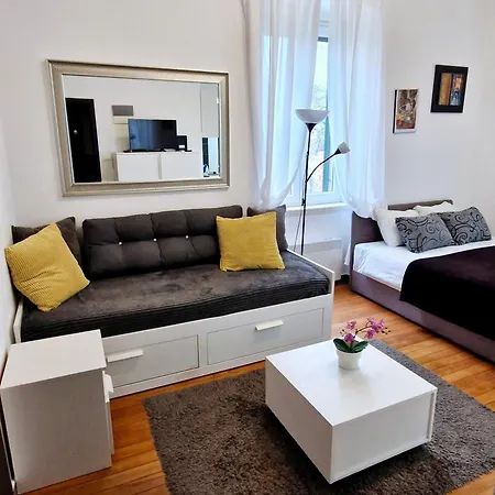 招待所 海滩城市珍珠公寓酒店 斯普利特