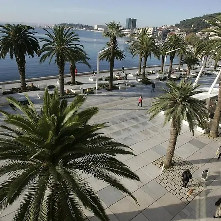 海滩城市珍珠公寓酒店 3*